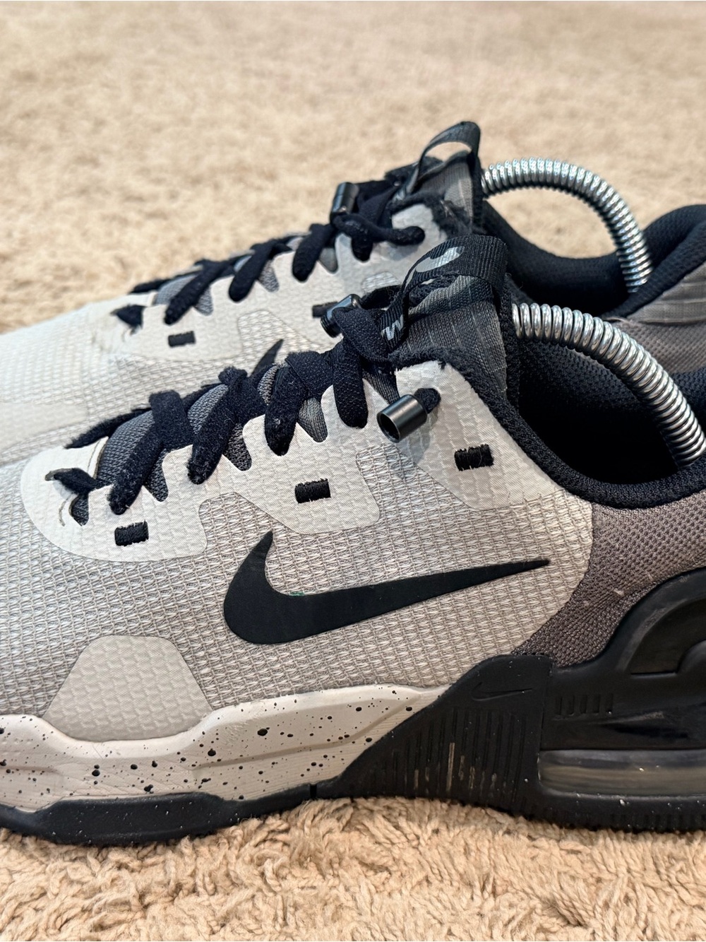 Nike Air Max Alpha Trainer 5 DM0829-013 Men's Size 8 White Gray Black Training